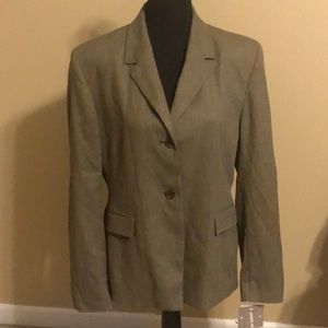 NWT women’s blazer, perfect for fall wear